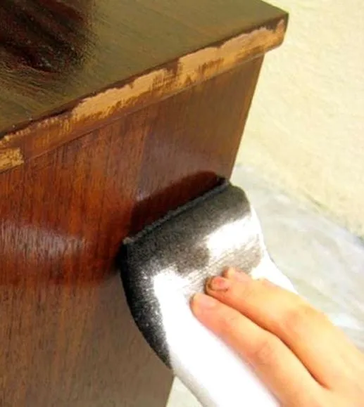 Как перекрасить полированную мебель, не снимая лака - техника, инструменты и полезные советы