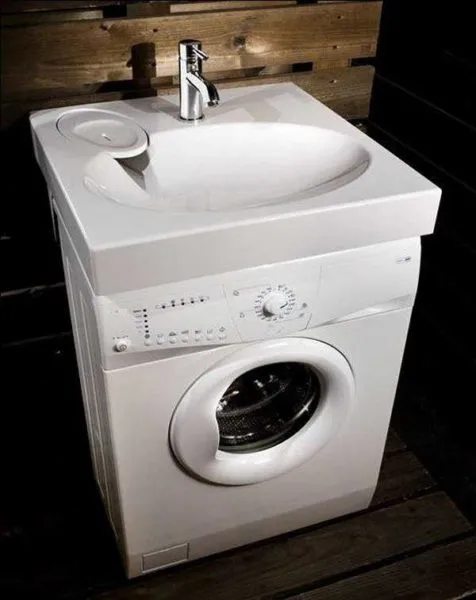 Размещение стиральной машины под раковиной требует специальной раковины