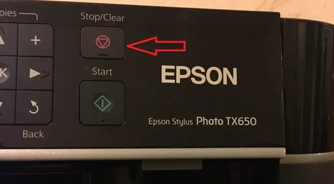 Кнопка отмены на принтерах Epson