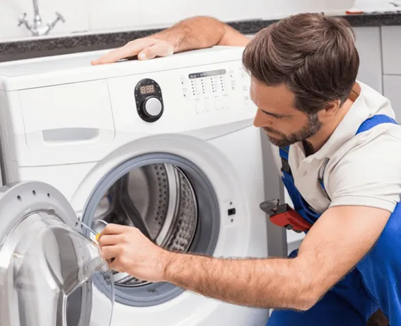 Проверка стиральной машины профессиональным техником