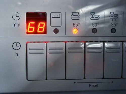 Правильные настройки посудомоечной машины необходимы для эффективной очистки
