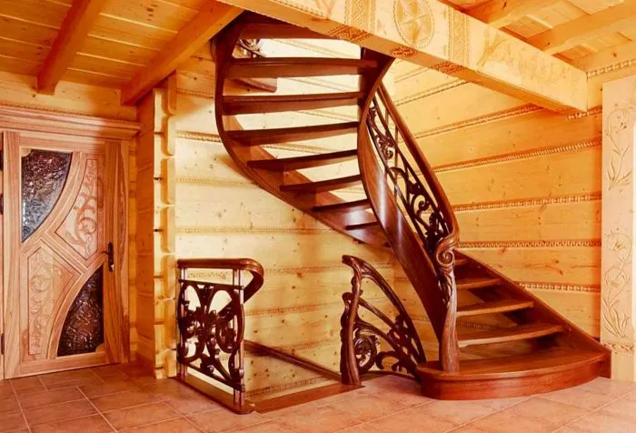 Сколько места занимают лестницы: разновидности конструкций и расчеты