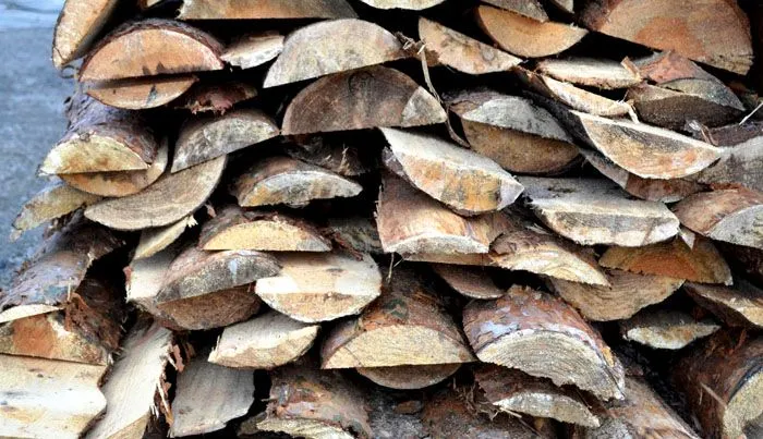 Дощатая древесина - самая дешевая из всех видов древесины после опилок.