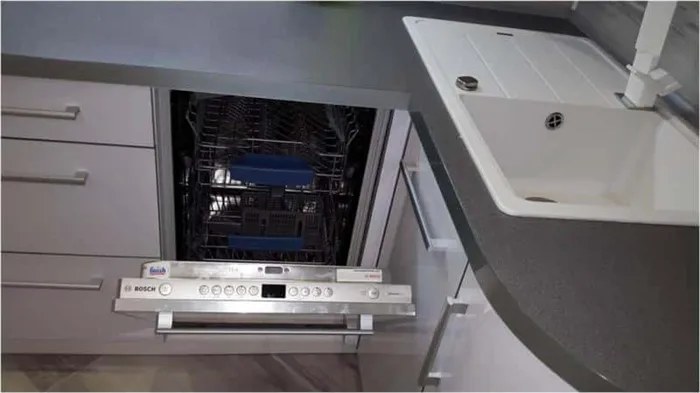 Предварительная установка талой посудомоечной машины